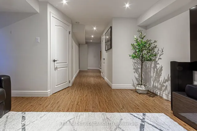 Additional property image - 1522 Lancaster Dr Unit 18
