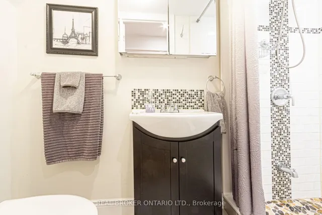Additional property image - 1522 Lancaster Dr Unit 18