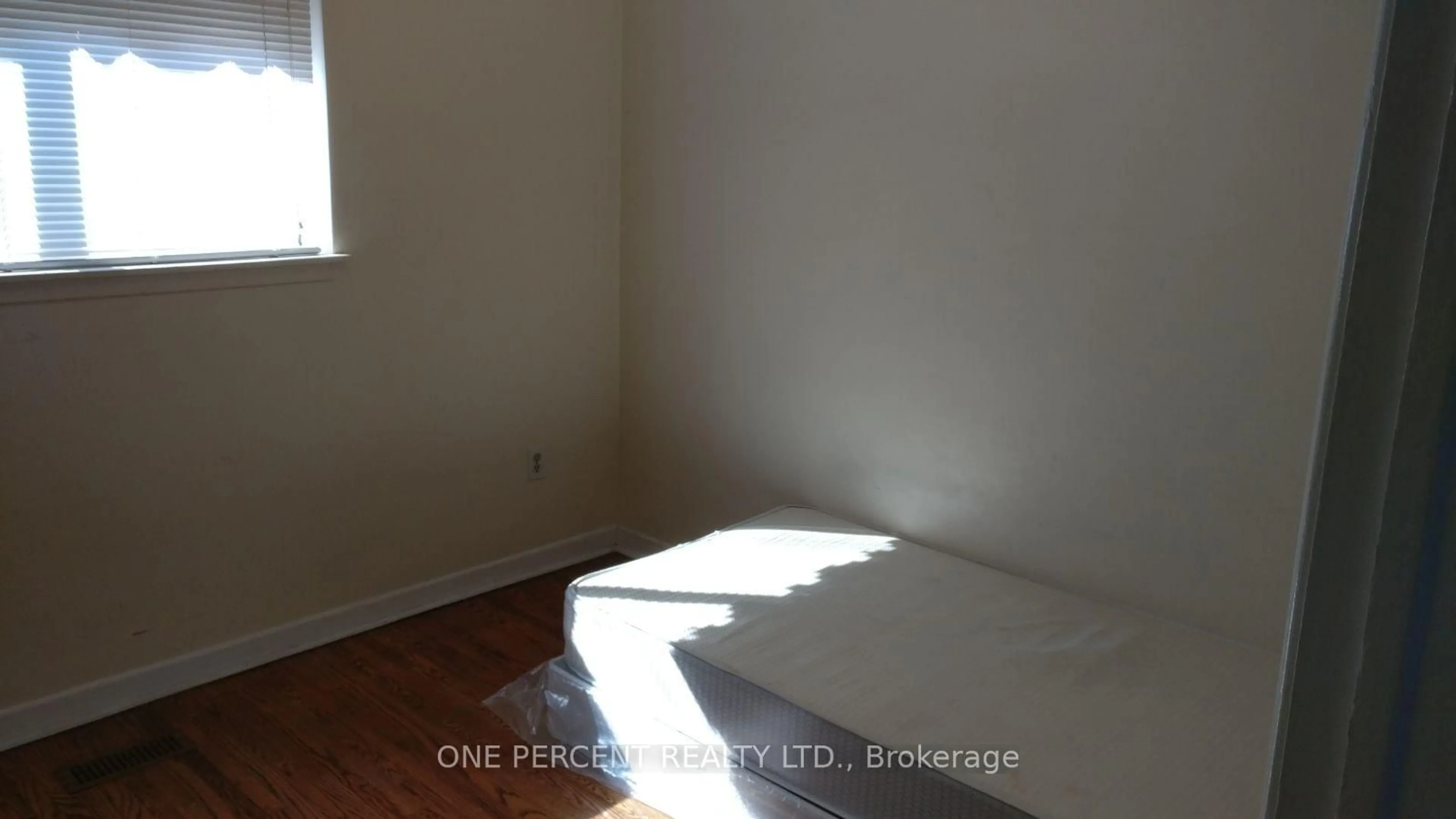 A pic of a room for 80 Fallingdale Cres, Toronto Ontario M3J 1C5