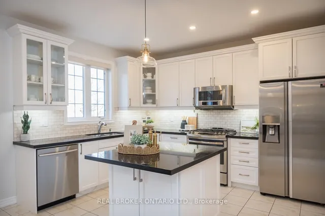 Additional property image - 300 Mcgibbon Dr
