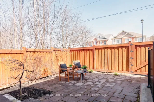Additional property image - 300 Mcgibbon Dr