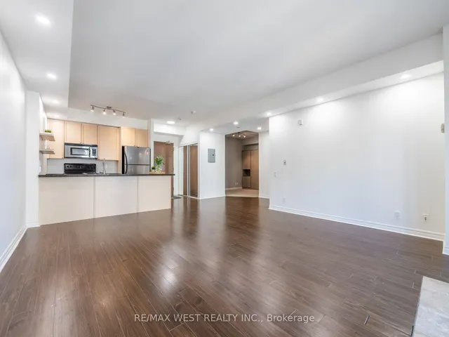 Additional property image - 4196 Dundas St Unit PH 609