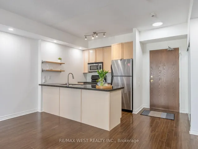 Additional property image - 4196 Dundas St Unit PH 609