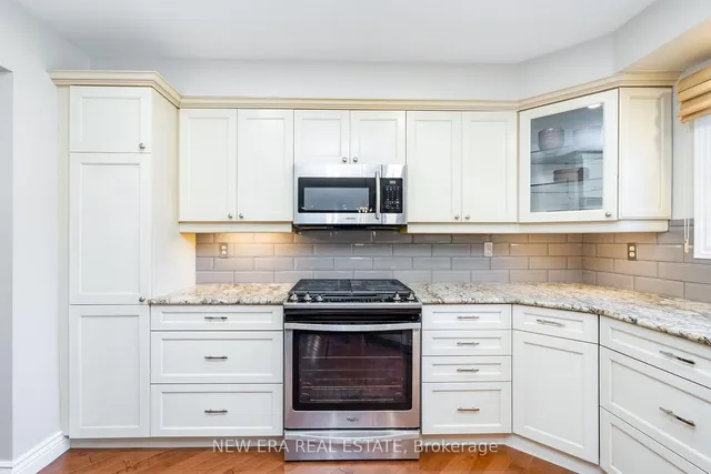 Additional property image - 6 Cairnmore Crt