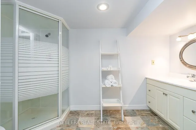 Additional property image - 6 Cairnmore Crt