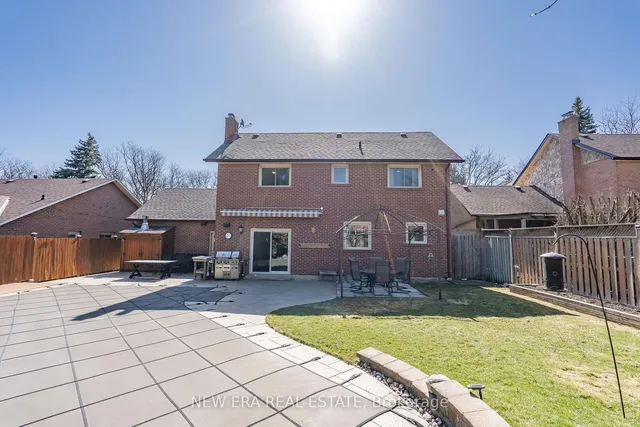 Additional property image - 6 Cairnmore Crt