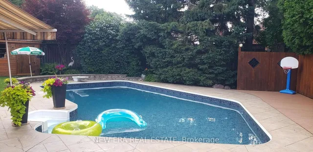 Additional property image - 6 Cairnmore Crt