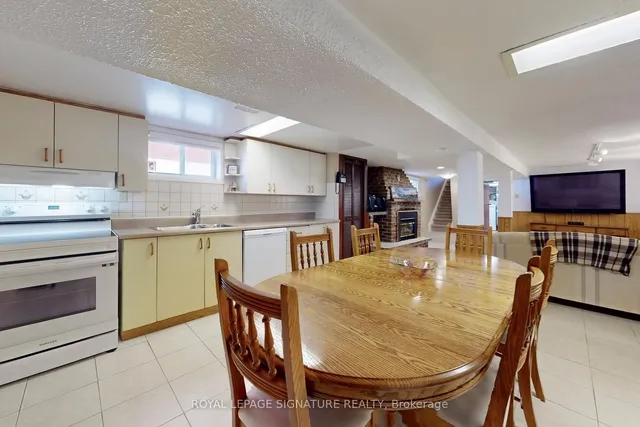 Additional property image - 12 Rowntree Ave