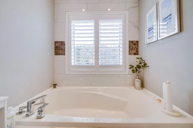 Additional property image - 3060 Eberly Woods Dr
