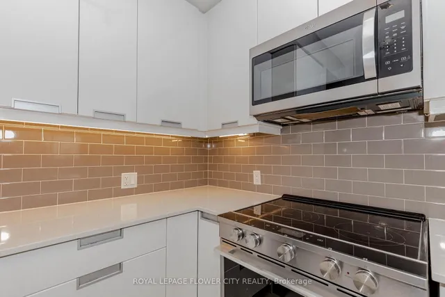 Additional property image - 35 Watergarden Dr Unit 1613