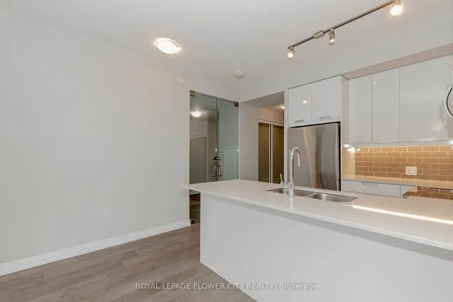 Additional property image - 35 Watergarden Dr Unit 1613