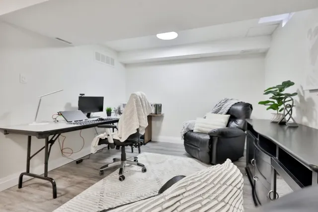 Additional property image - 1558 Lancaster Dr Unit 66