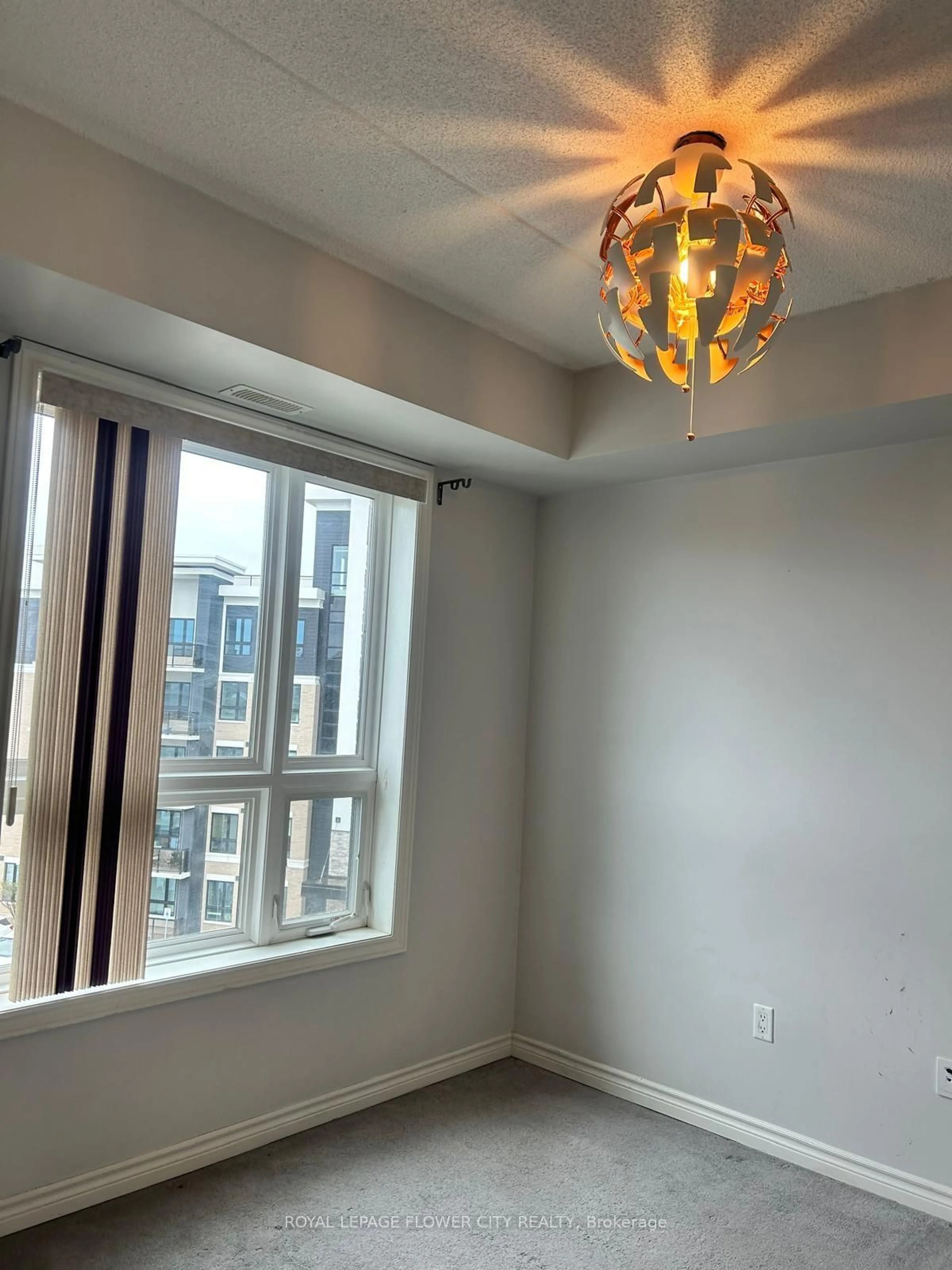 A pic of a room for 630 Sauve St #404, Milton Ontario L9T 9A6
