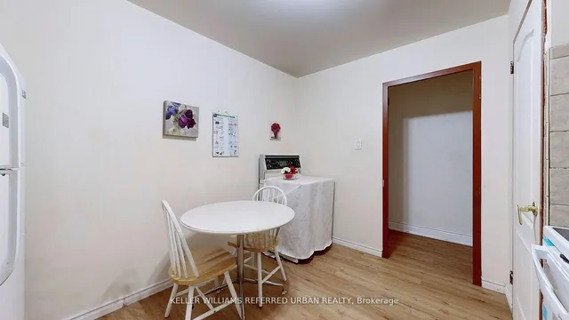 Additional property image - 3460 Keele St Unit 921