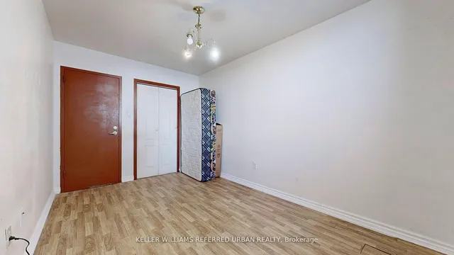 Additional property image - 3460 Keele St Unit 921