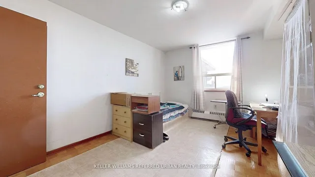 Additional property image - 3460 Keele St Unit 921