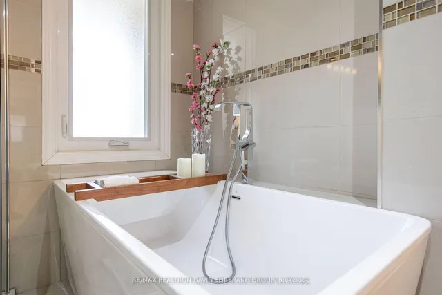 Additional property image - 459 The Kingsway