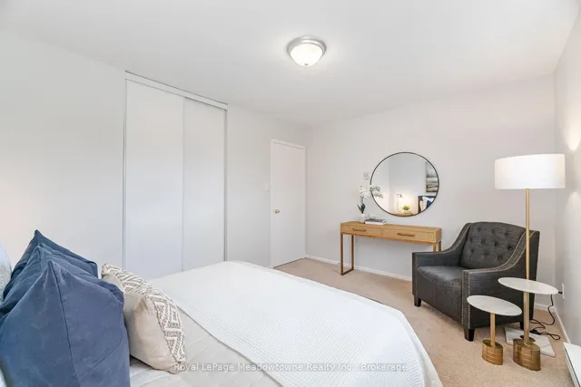 Additional property image - 204 Bousfield Cres