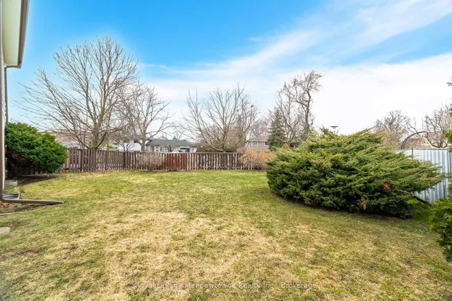Additional property image - 204 Bousfield Cres