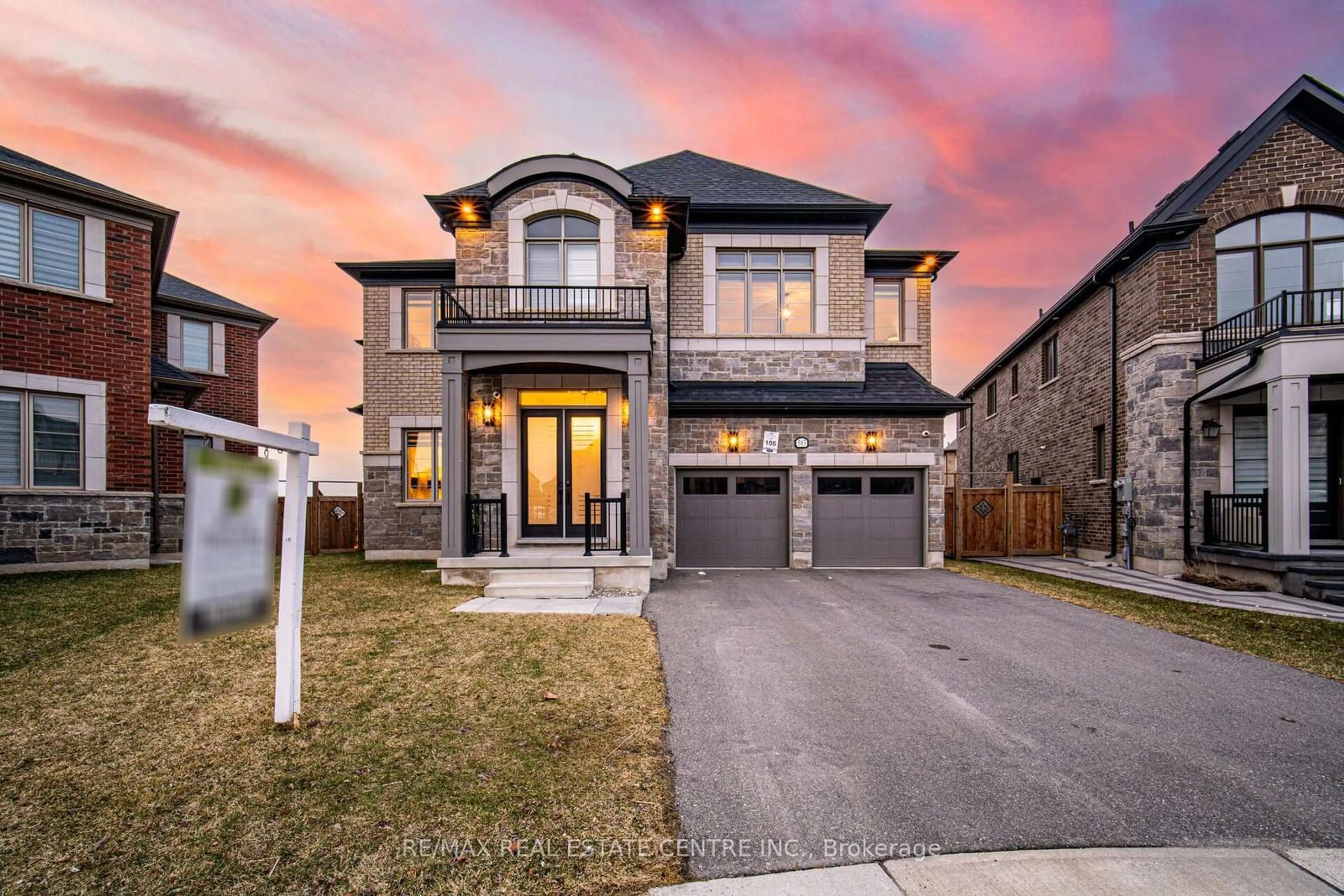 Home with brick exterior material, street for 583 Beam Crt, Milton Ontario L9E 1L3