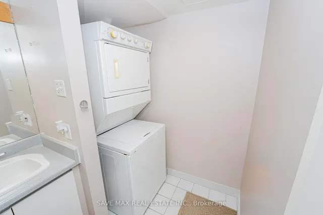 Additional property image - 10 Laurelcrest St Unit 707