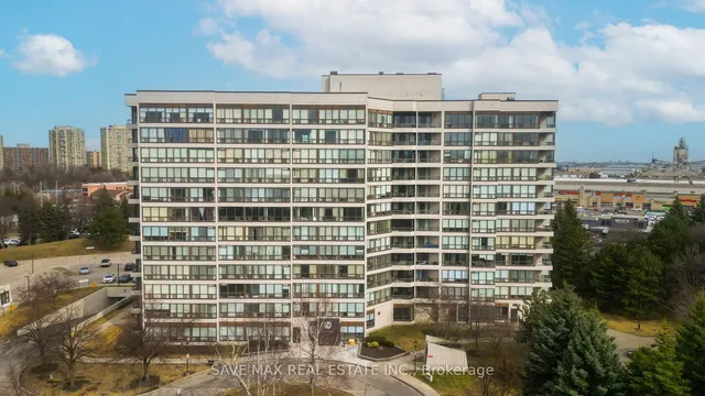 Additional property image - 10 Laurelcrest St Unit 707