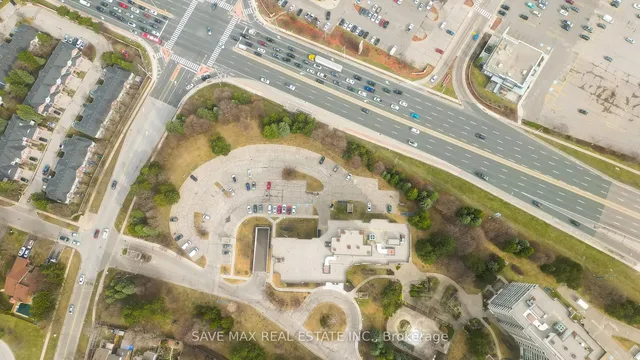 Additional property image - 10 Laurelcrest St Unit 707