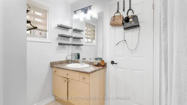 Additional property image - 31 Silver Willow Tr
