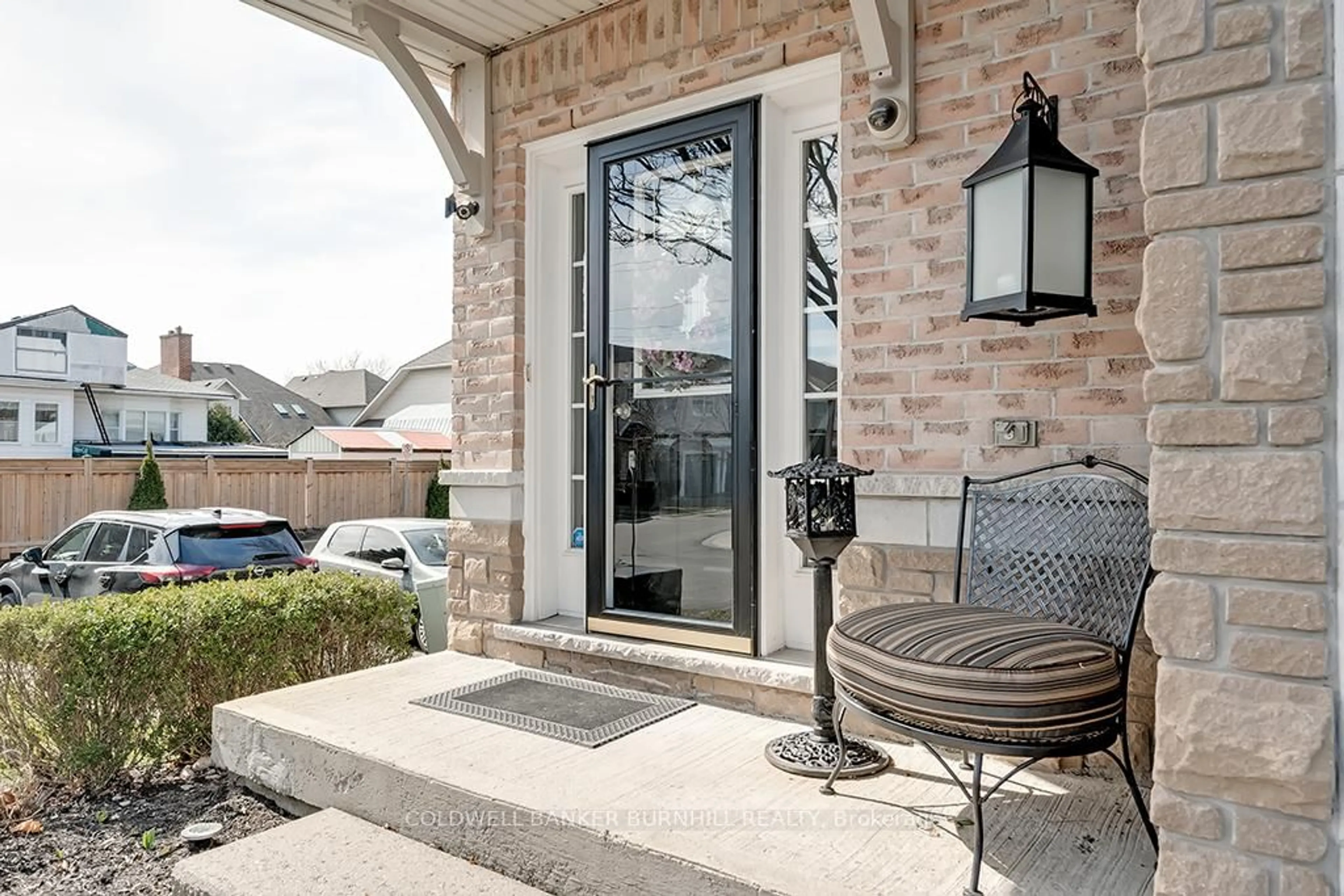 Patio, street for 1375 STEPHENSON Dr #21, Burlington Ontario L7S 2M5