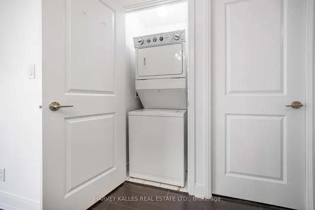 Additional property image - 60 Absolute Ave Unit 602