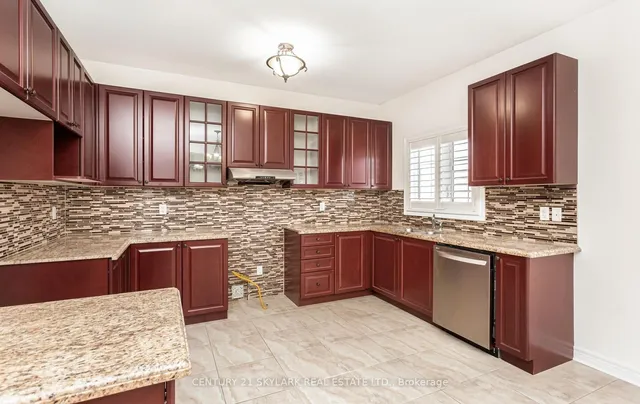 Additional property image - 94 Bayhampton Dr