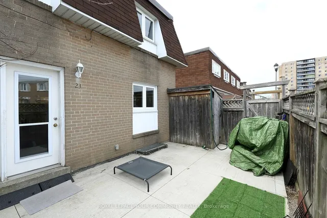 Additional image 2 of 23 Town House Cres