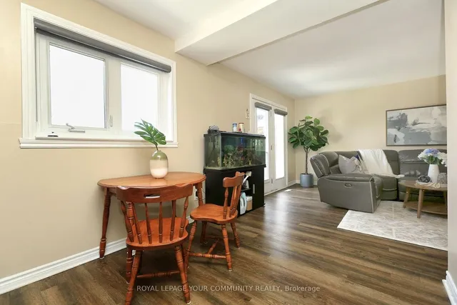 Additional image 23 of 23 Town House Cres