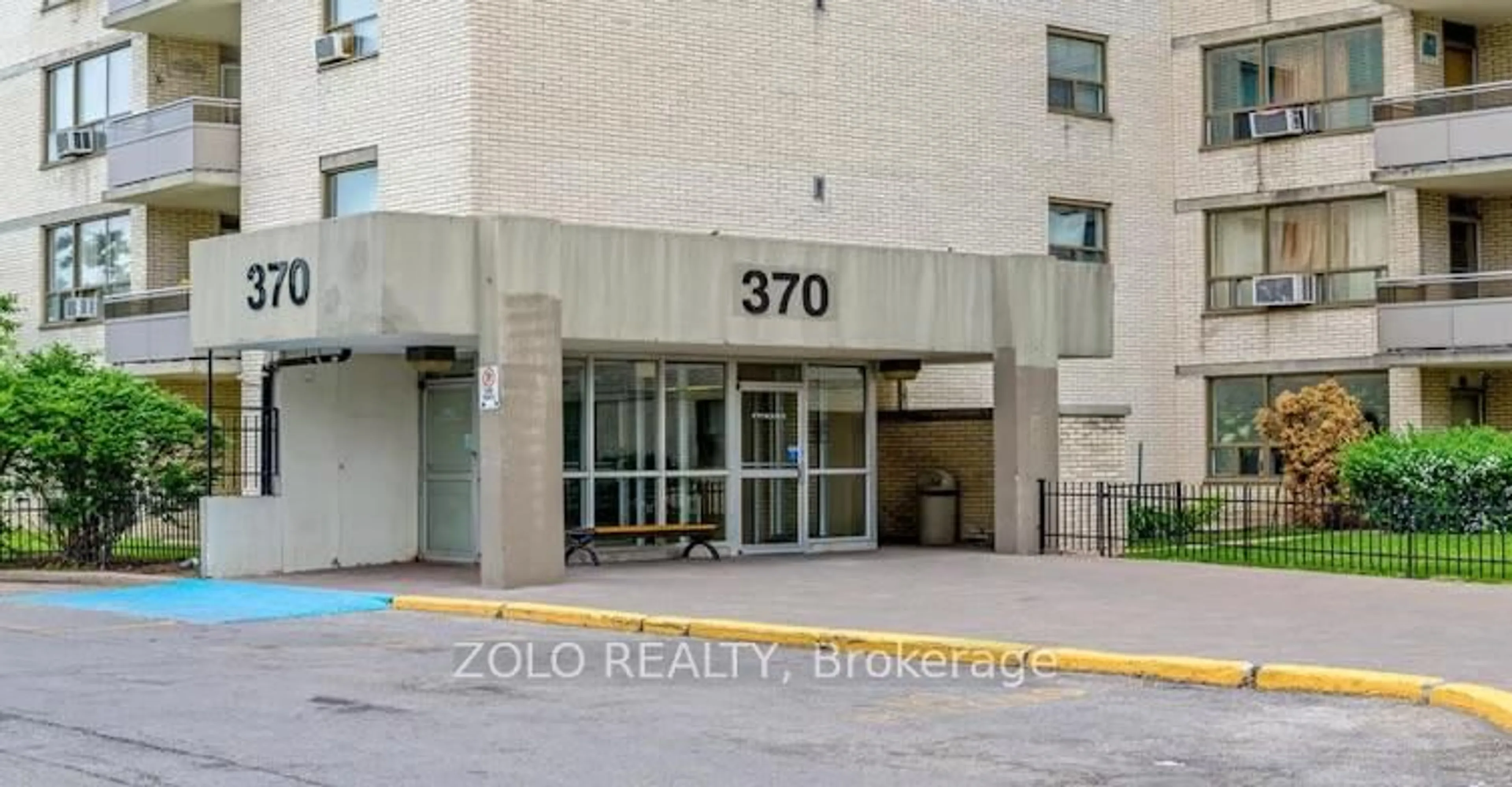 Unknown for 370 Dixon Rd #1410, Toronto Ontario M9R 1T2
