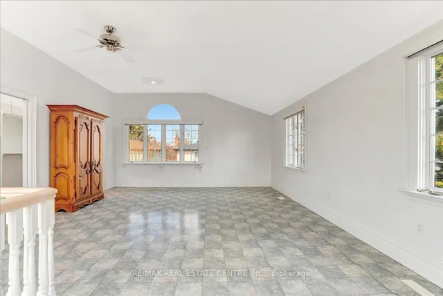 Additional image 33 of 485 Gowland Cres