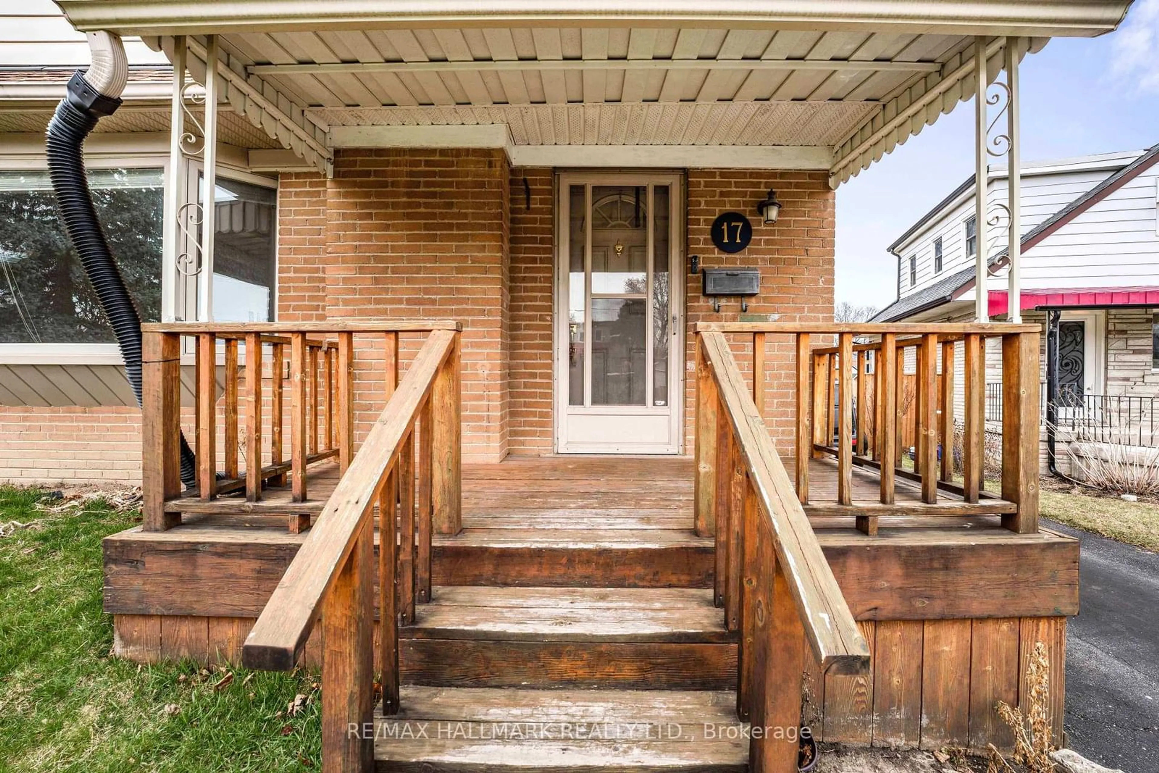 Unknown for 17 Tofield Cres, Toronto Ontario M9W 2B8
