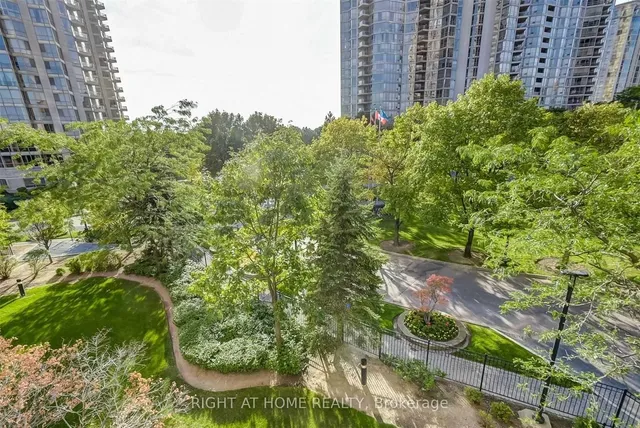 Additional property image - 25 Kingsbridge Garden Circ Unit 320