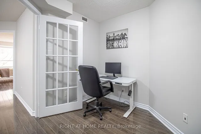 Additional property image - 25 Kingsbridge Garden Circ Unit 320