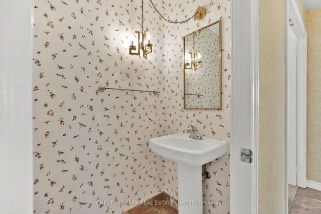 Additional property image - 2662 Bloor St Unit 312
