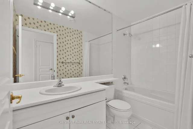 Additional property image - 2662 Bloor St Unit 312