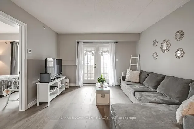 Additional property image - 1441 Walker's Line Unit 110
