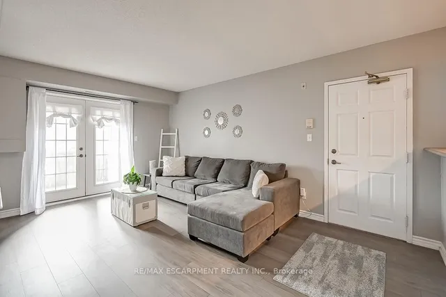Additional property image - 1441 Walker's Line Unit 110