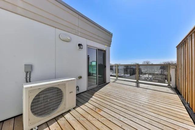 Additional property image - 3580 Lake Shore Blvd Unit 14