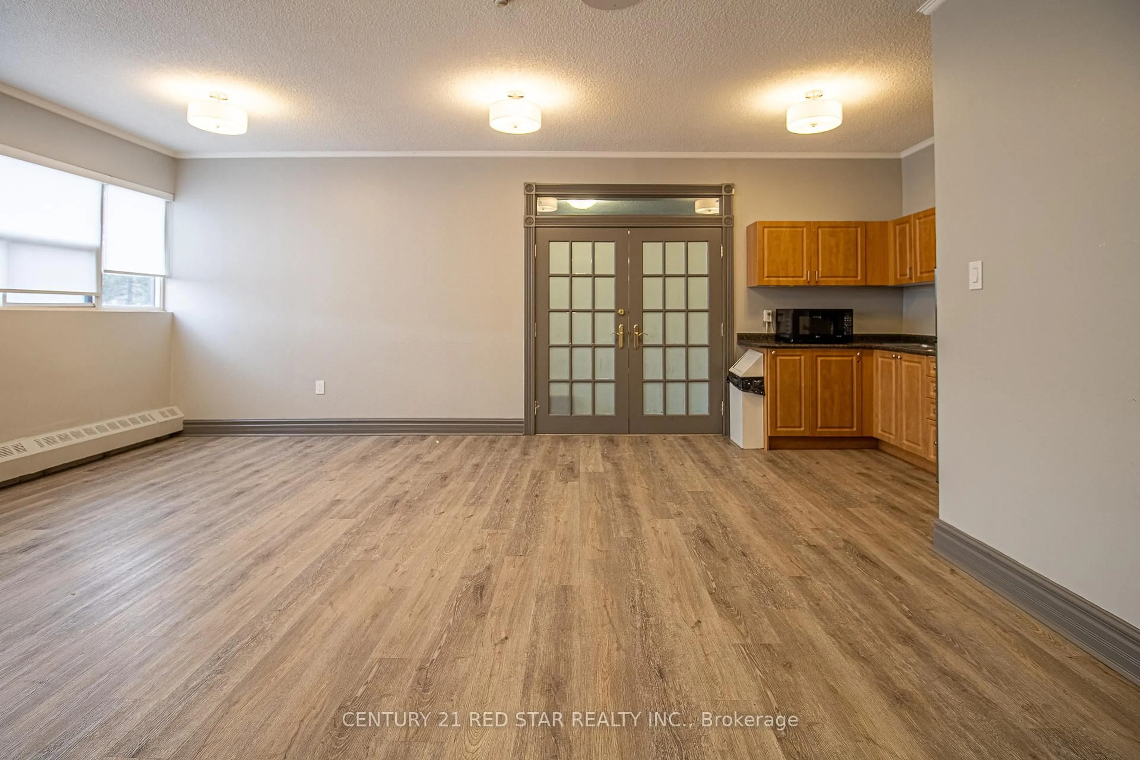 A pic of a room for 2900 Battleford Rd #910, Mississauga Ontario L5N 2V9