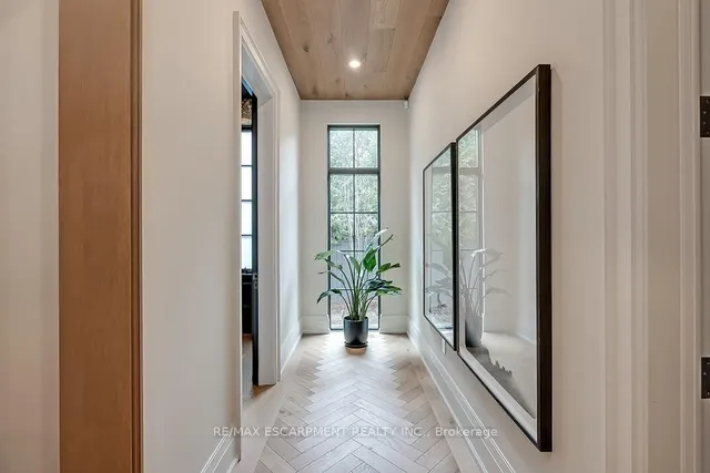 Additional property image - 3093 Princess Blvd