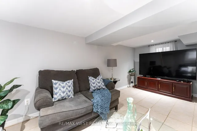Additional property image - 7 Bernice Cres