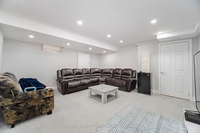 Additional property image - 66 Kalmia Rd