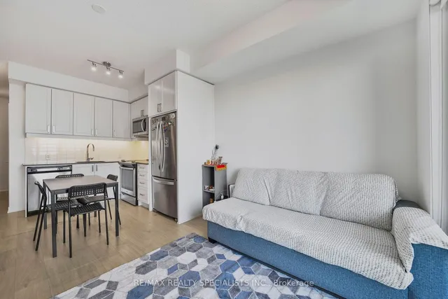 Additional property image - 8 Nahani Way Unit 1702