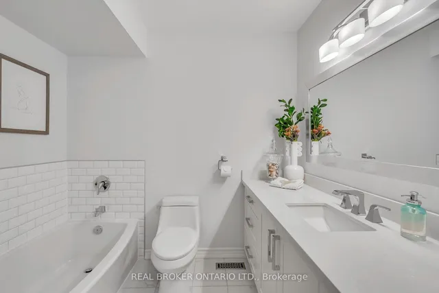Additional image 23 of 2015 Cleaver Ave Unit 26