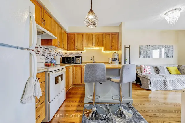 Additional image 23 of 2464 Weston Rd Unit 201